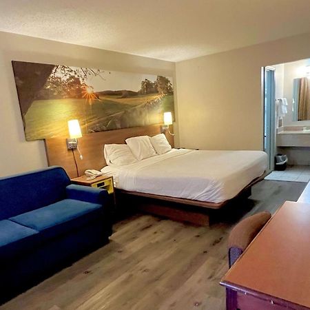 Days Inn By Wyndham Ashland Esterno foto