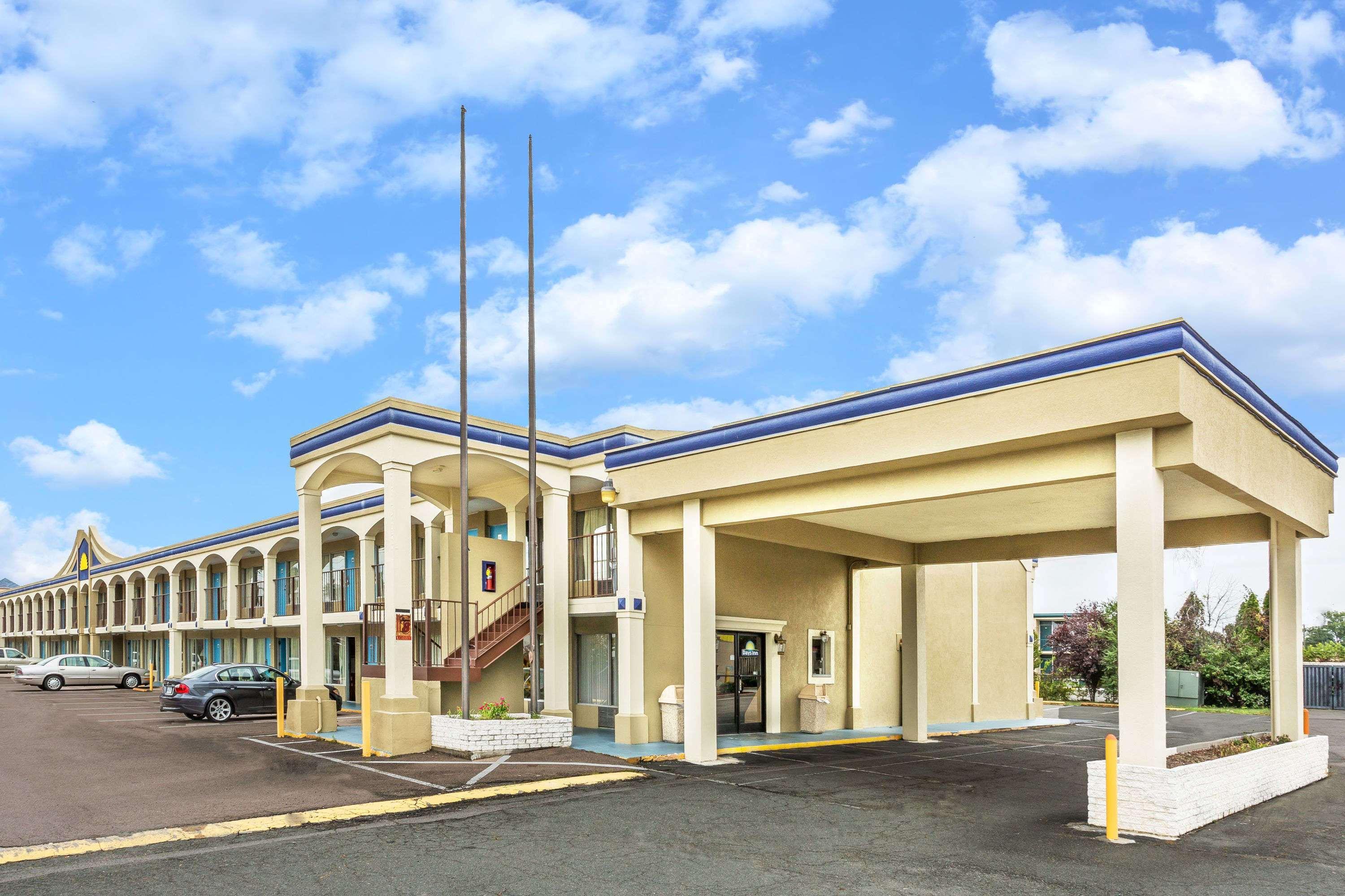 Days Inn By Wyndham Ashland Esterno foto
